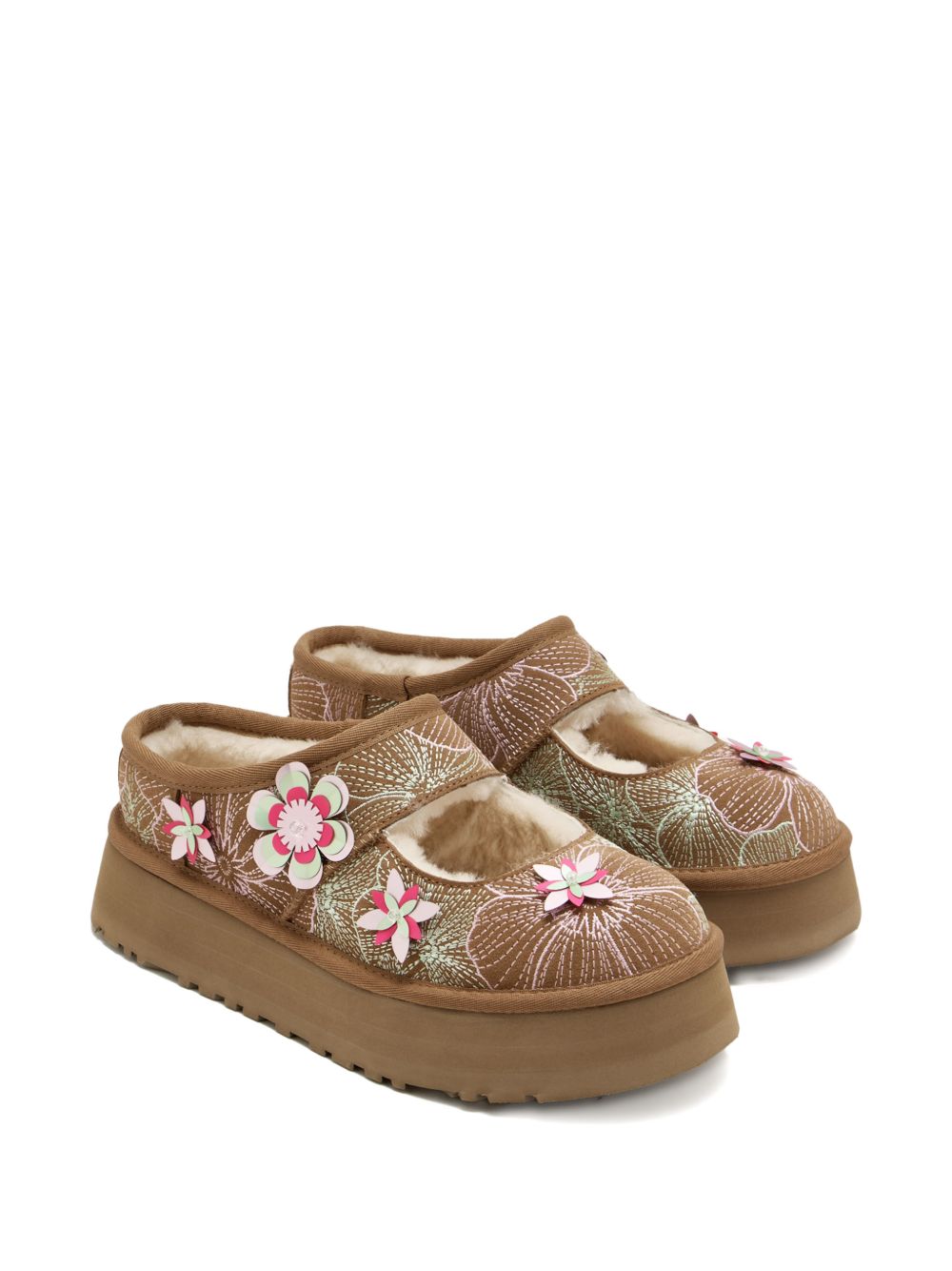 UGG Flat shoes Beige